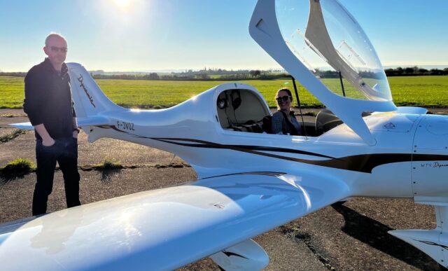 [ Offre d'emploi ]

Bonjour,

Le club Planeurs de Chambley souhaite renforcer son équipe de pilotes remorqueurs pour son stage de juillet.
Nous cherchons des pilotes remorqueurs ULM (Wt9) souhaitant intégrer une équipe dynamique et conviviale.

Logement possible sur place dans club house confortable. Type de contrat, conditions et modalités à définir selon votre profil. Bénévolat possible contre avantage en heures de vol.

Toutes demandes de renseignements et propositions de candidature sont à envoyer par mail à [planeurs.chambley(at)gmail.com] ou sur la messagerie.

Dans l'attente de vous recevoir à Chambley :-)