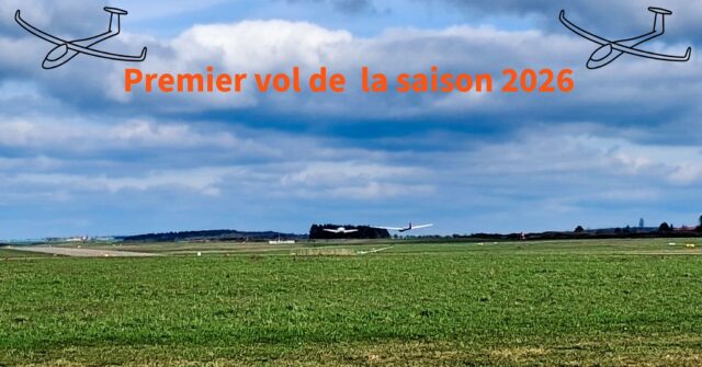 La saison 2026 est lancée !
Avec le retour des beaux jours, les planeurs reprennent doucement le chemin du ciel à Chambley. Après la pause hivernale, pilotes, élèves et bénévoles sont prêts pour une nouvelle saison de vols, de progression et de moments partagés au club.
Rendez-vous sur la piste pour une belle année de vol à voile ✈️